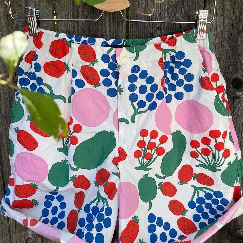Marimekko x Uniqlo Floral Print Shorts in Blue and Green